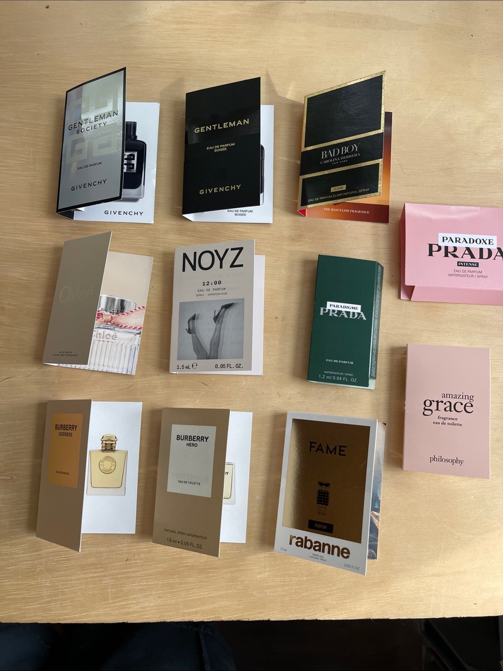 Givenchy Gentleman Black and Silver Fragrance Sample Cards